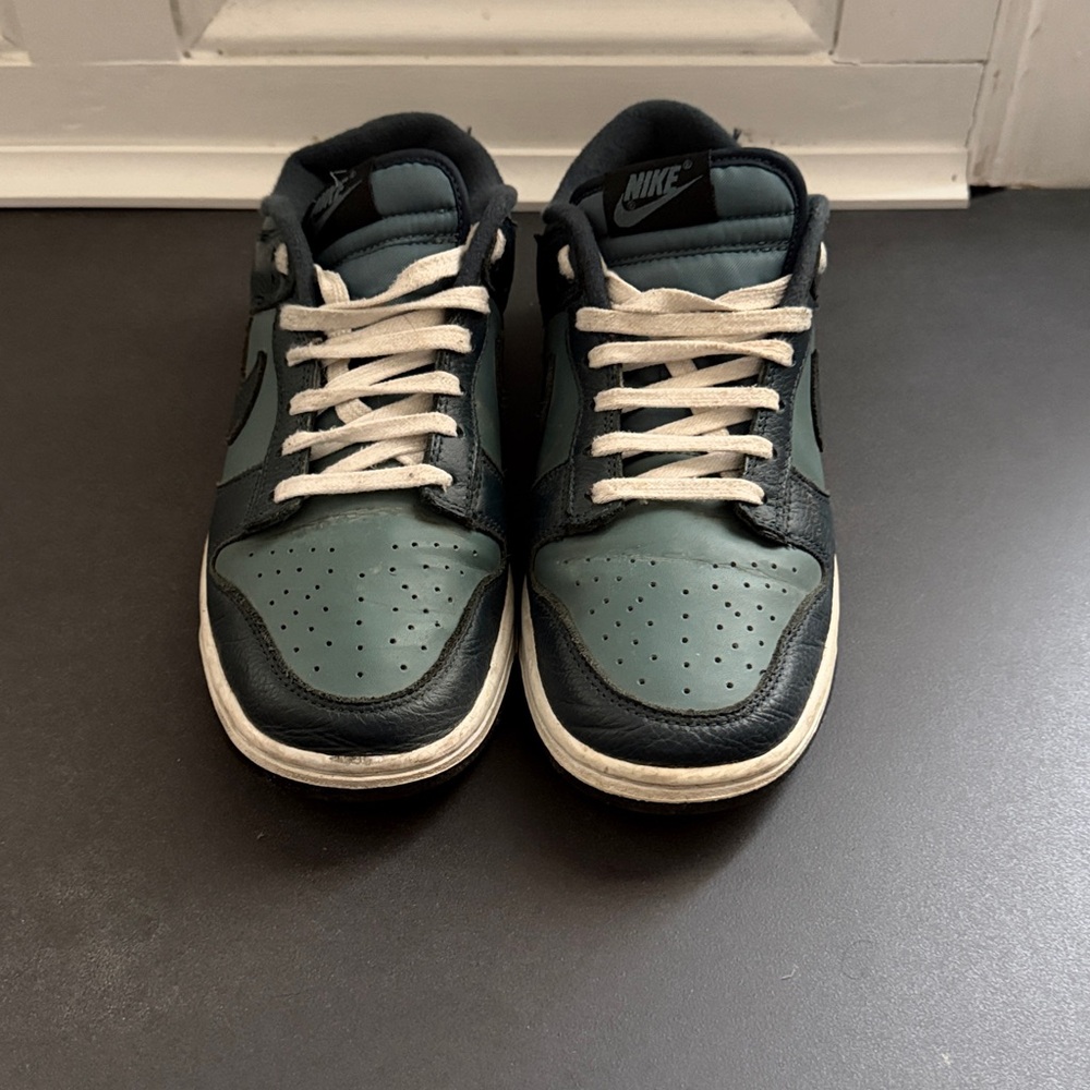 Nike Dunk Low‎ Blue men’s 7.5/womens 9